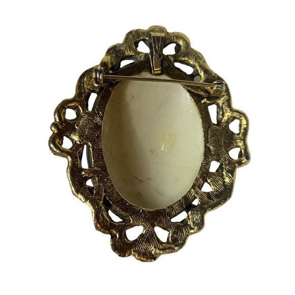 Vintage Goldtone Eggshell Brooch Pendant Rose Overaly 2.5" - Picture 7 of 8
